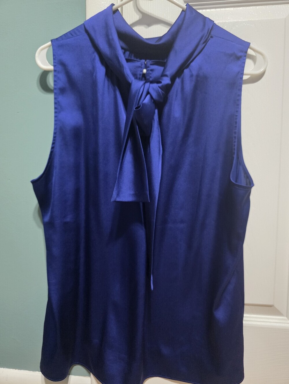White House Black Market Sleeveless Mock Neck Tank - Blue - Picture 4 of 7